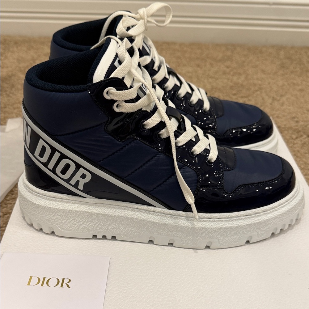 Dior Limited Edition Navy High-Top Sneakers Size 37 Full Set